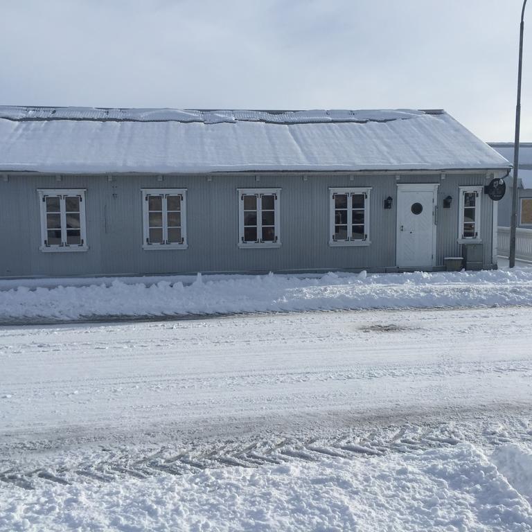 Welcome Riverside Guesthouse Хелла Экстерьер фото