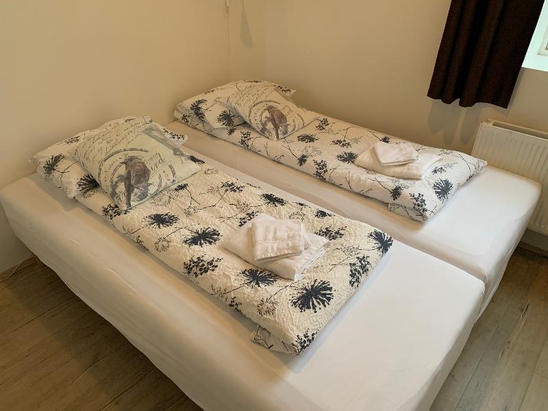 Welcome Riverside Guesthouse Хелла Экстерьер фото